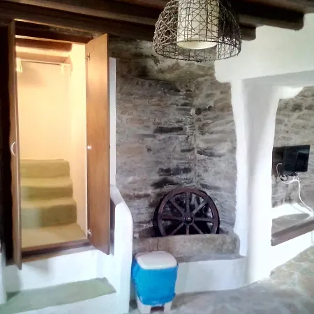 Monte Kechros Guest House Arnados Exterior photo
